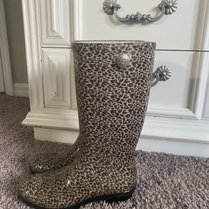 UGG Rainboots